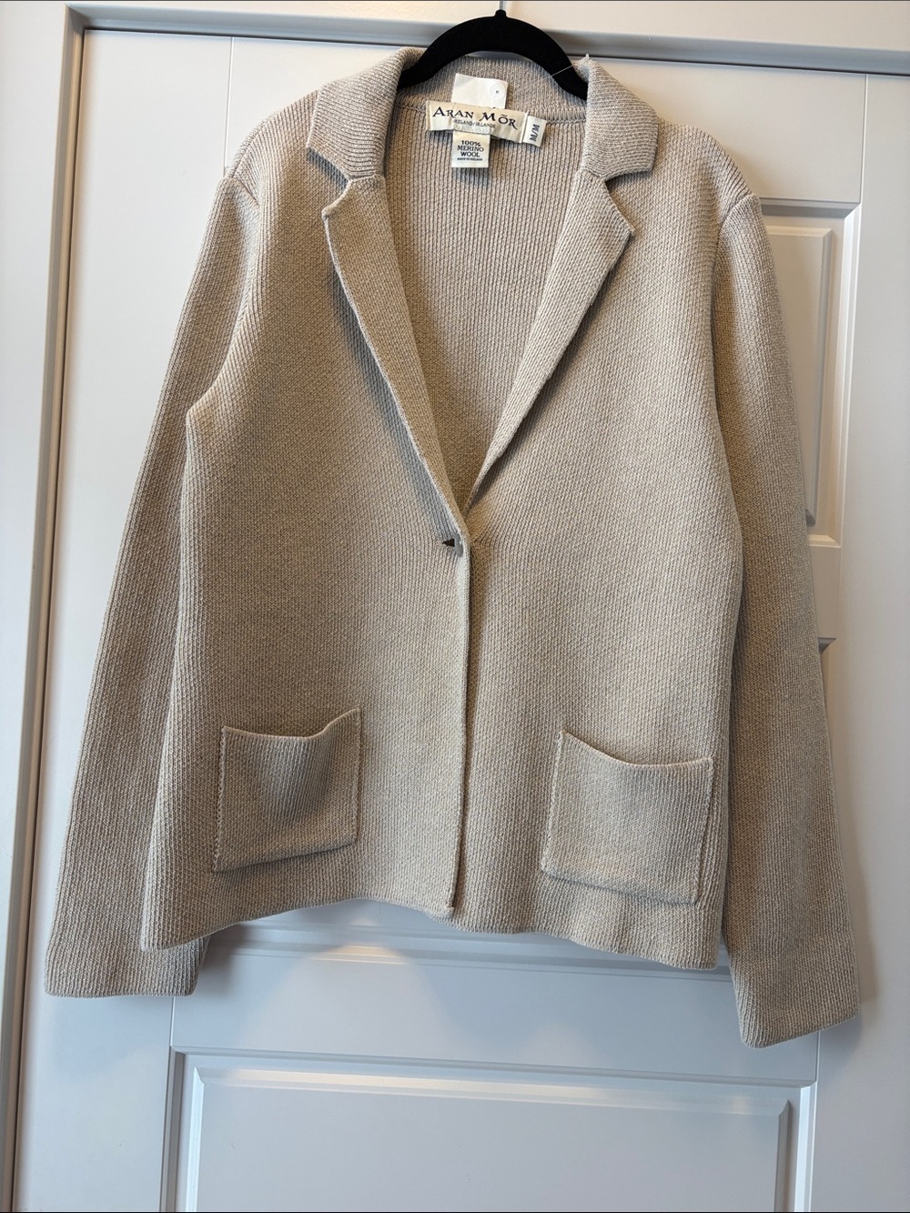 100% Merino Wool Aran Mor NWT Made in Ireland 🇮🇪 Cardigan size M. - Picture 3 of 10
